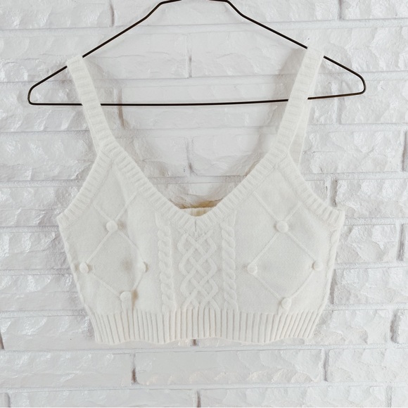 baevely Tops - BaeVely Sweater Tank